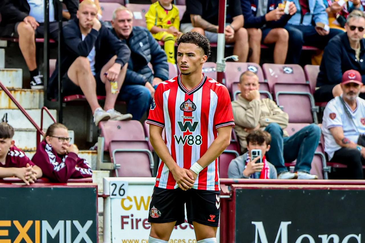 【被非洲杯伤的最深的球队】本赛季表现出色、目前排名第六的桑德兰将是受2025年非