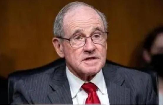 12月28日，美国共和党籍联邦参议员吉姆·里施对媒体说:“我个人认为‘斩杀线’在