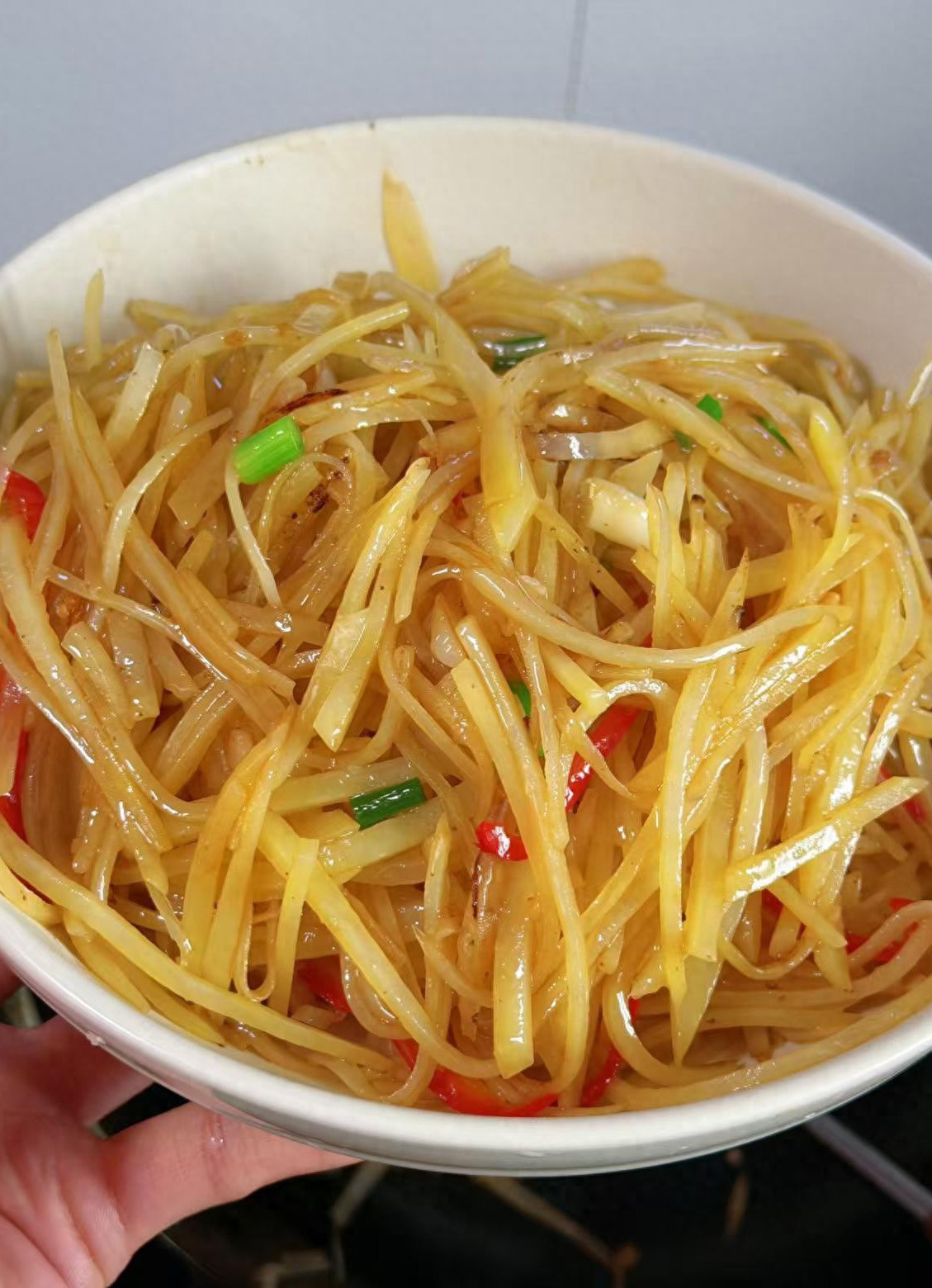 四月，宁可不吃肉也要多吃3种蔬菜，遇到别手软四月，菜市场里有三种菜正当季，价格