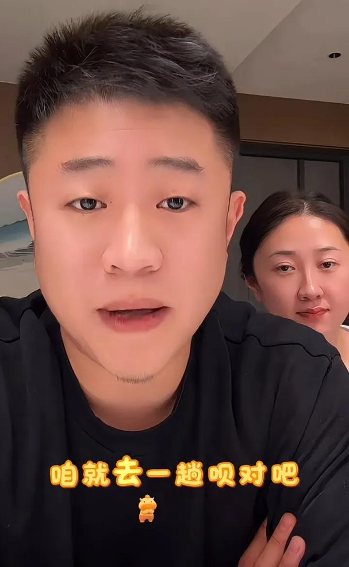 王亮透露参加母亲生日会很纠结，三个原因让他放下心结，参加活动。不得不说，演员