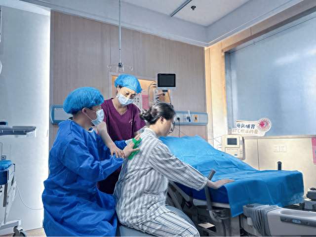 老公陪产会心疼老婆? 医生: 男人会恶心, 过来人: 结局是离婚