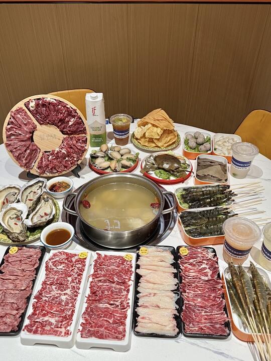 到了东山岛直奔这家牛肉火锅。。。