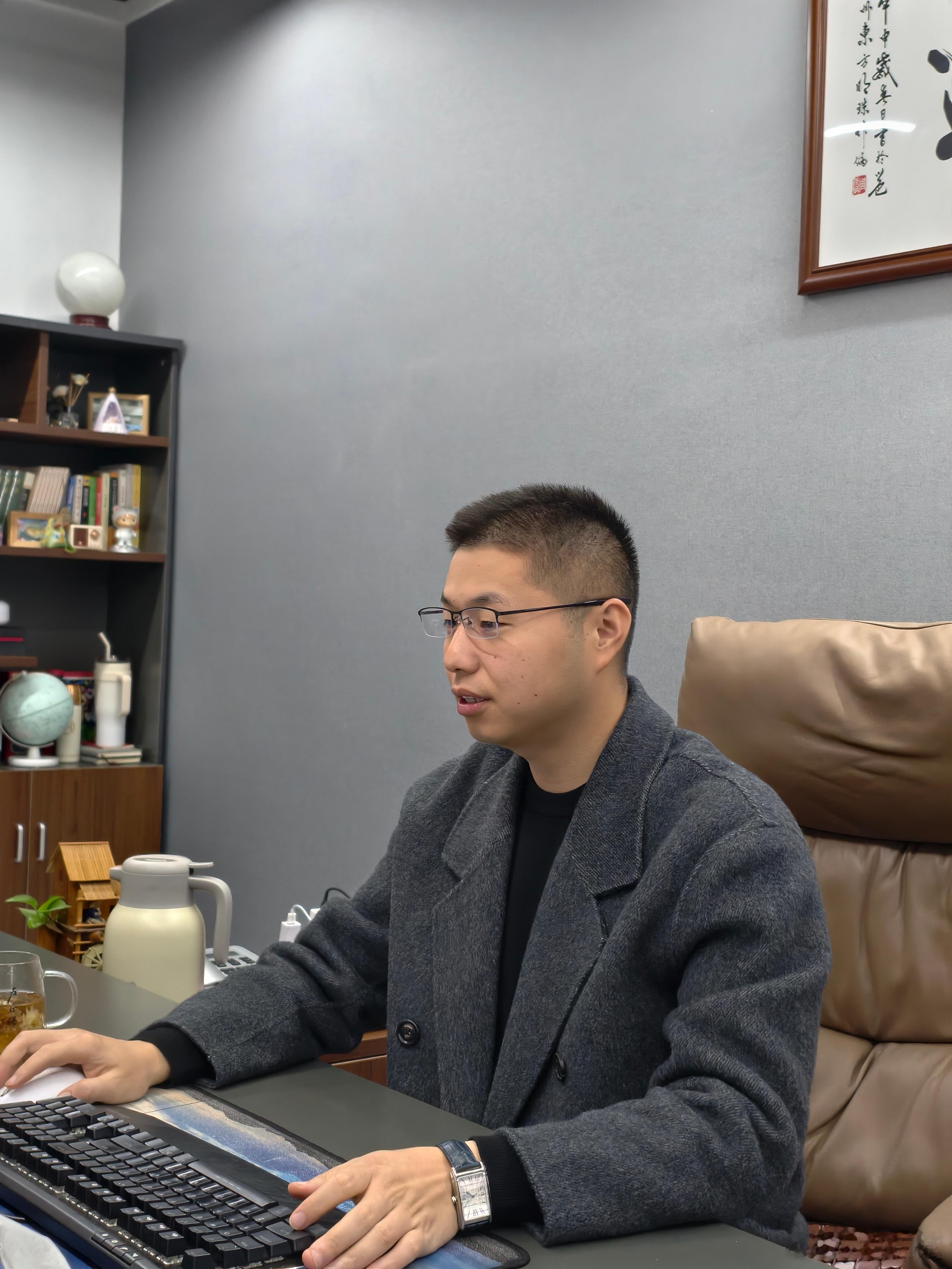 人到中年，背叛家庭，下场都不会太好最近有位男士私信咨询：我今年46岁，曾与妻子同