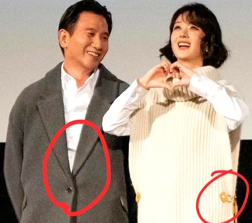 一开始，我以为赵德胤喜欢赵丽颖的漂亮。但看到他们同框的画面，突然有了新发