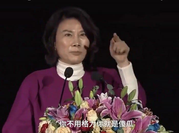 在这个充满商业博弈的时代，节省成本似乎成为企业追求的终极目标。而董明珠，这位格力