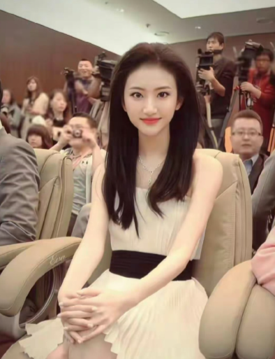 早期的景甜，不愧是人间富贵花​​​