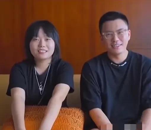 李雪琴这瓜越来越大了，不仅拖着合伙人的190万不给，还故意转移公司资产，公司