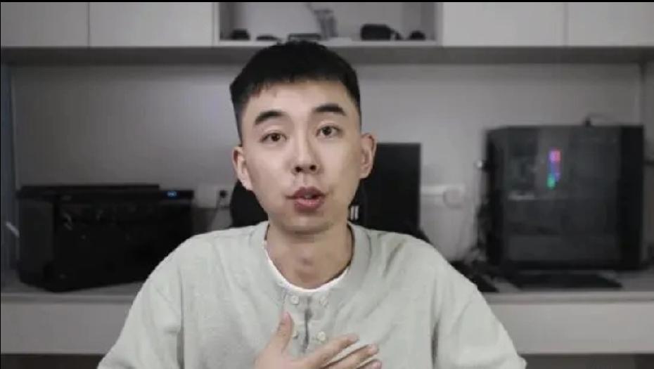 一场民间学术打假行动落地后，国内高校悄然掀起一轮学者简历精简浪潮。 多名长期