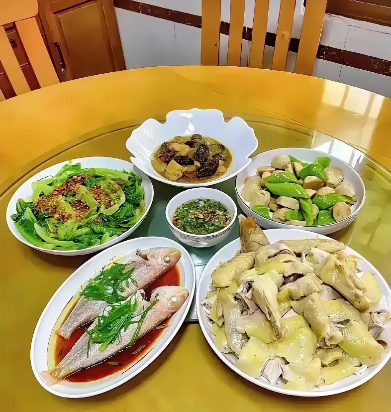 你能猜出来这是广西菜还是广东菜？