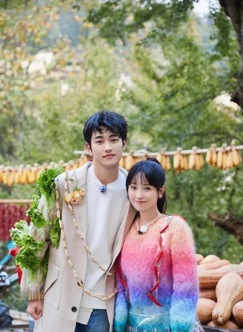 金莎被求婚炸出多少清醒妈妈！42岁的底气，从来不是靠年龄刷到金莎被小7岁男