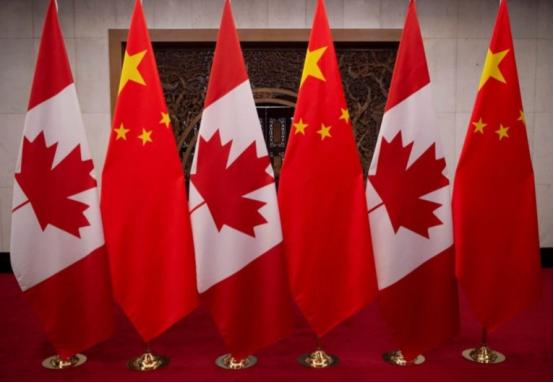 加拿大宣布了！ 当地时间10月12号，加拿大西部那俩草原省——马尼托巴省和萨