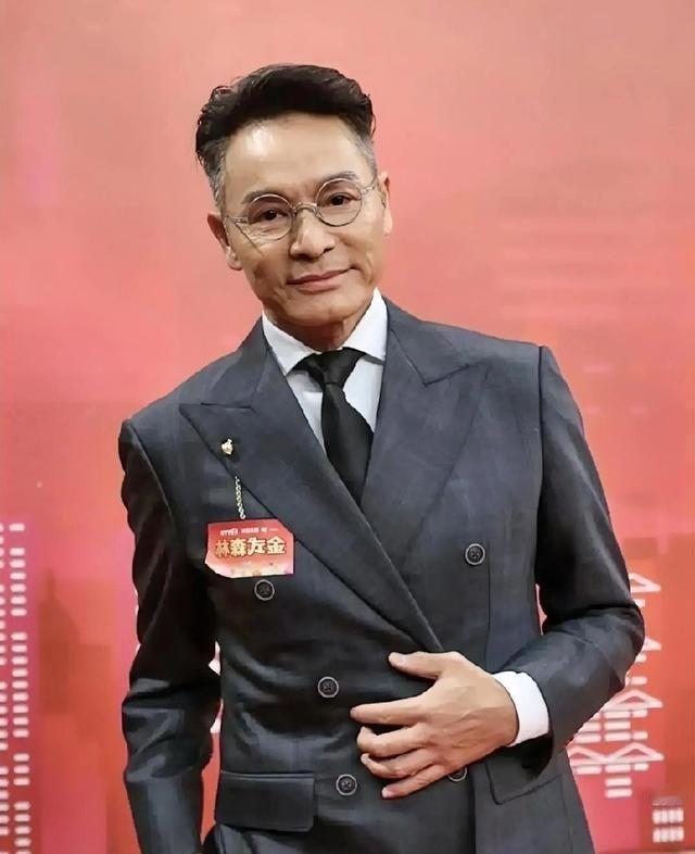 TVB这点工资，真就是把“榨干”两个字写在脸上。你以为TVB明星都过着纸醉金迷