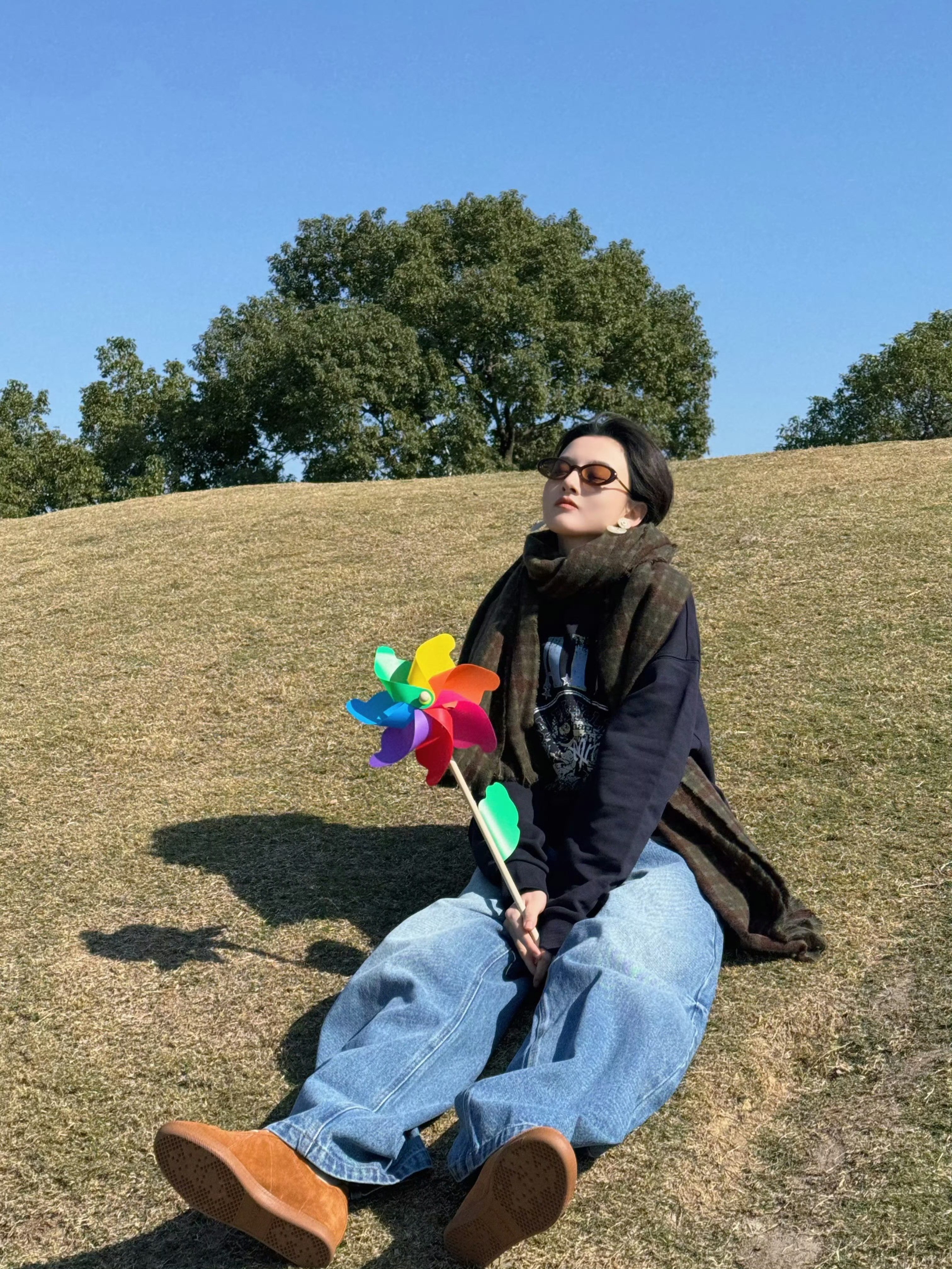 快乐的小女孩儿宋祖儿，皮肤好好。