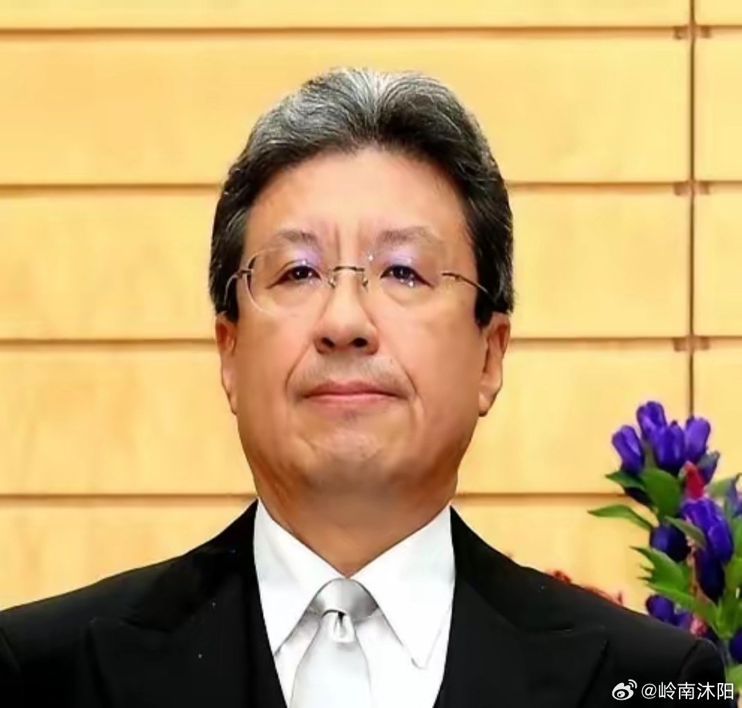 据相关消息披露，日本首相高市早苗曾在首相官邸与一名政府核心幕僚发生激烈争执，双方