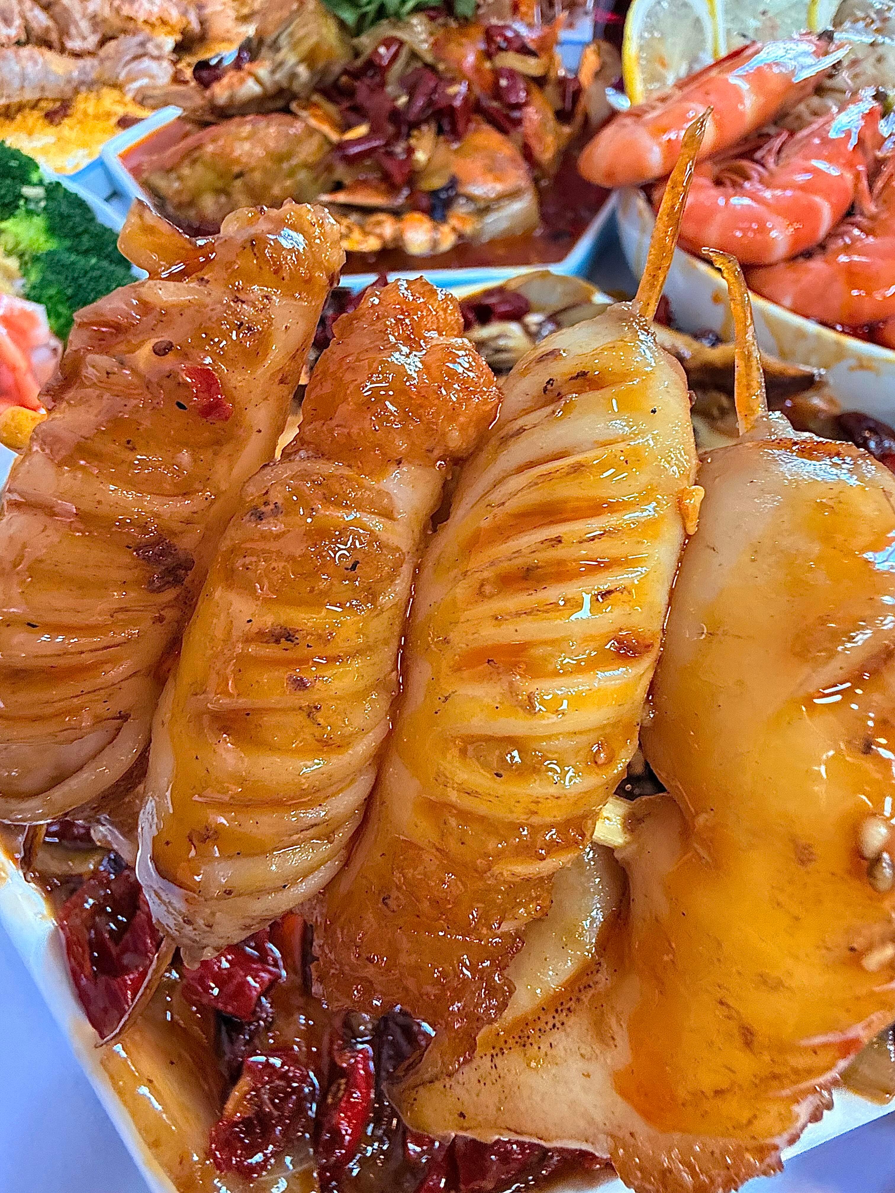 给老外一点中国美食震撼 咱可得给老外一点中国美食的超级震撼！想象一下，他们看到