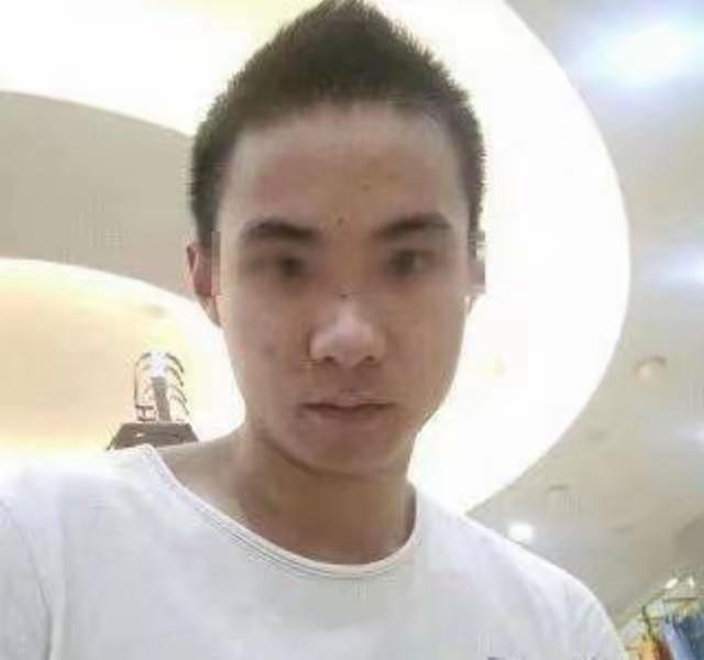 是赌博让他变成了坏人，还是他原本就不是个好人？2018年8月24日，浙江