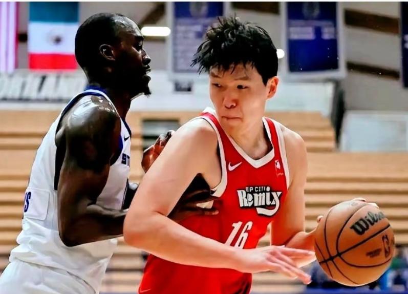 克林根真的应该感谢杨瀚森，要不是杨瀚森的到来，克林根绝不会进步如此快速。上个赛