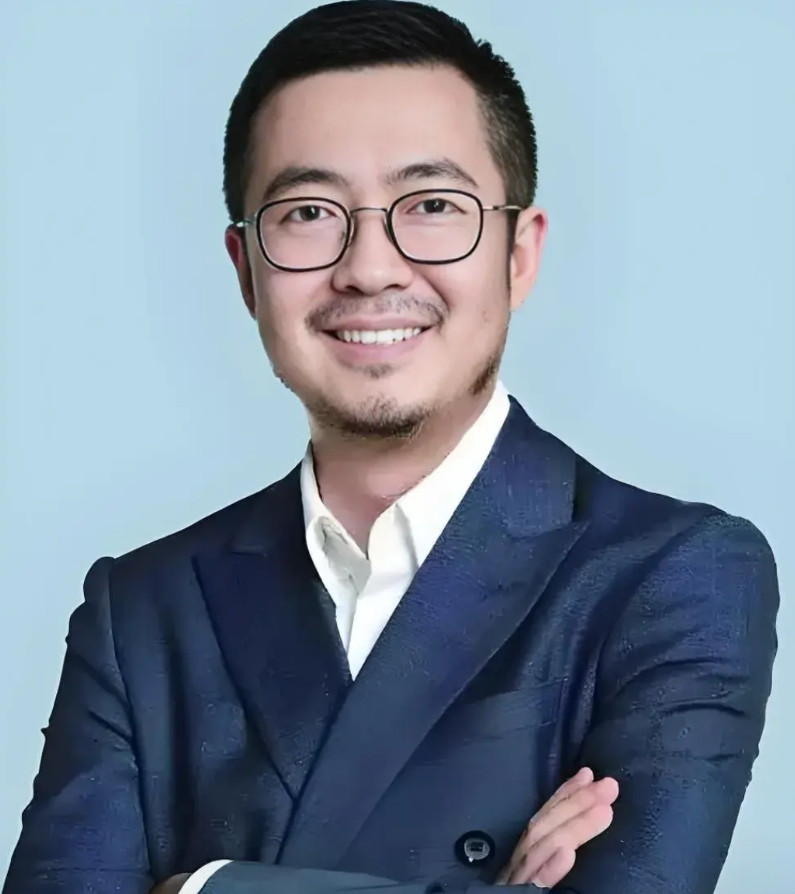 不知道为啥那么多人质疑蒋凡？抛开那件事不谈，光论能力，整个互联网圈里没几个人比他