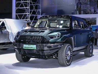 万万没想到！2026北京国际车展上，东风展台凭借硬核实力成为全场焦点。其中东