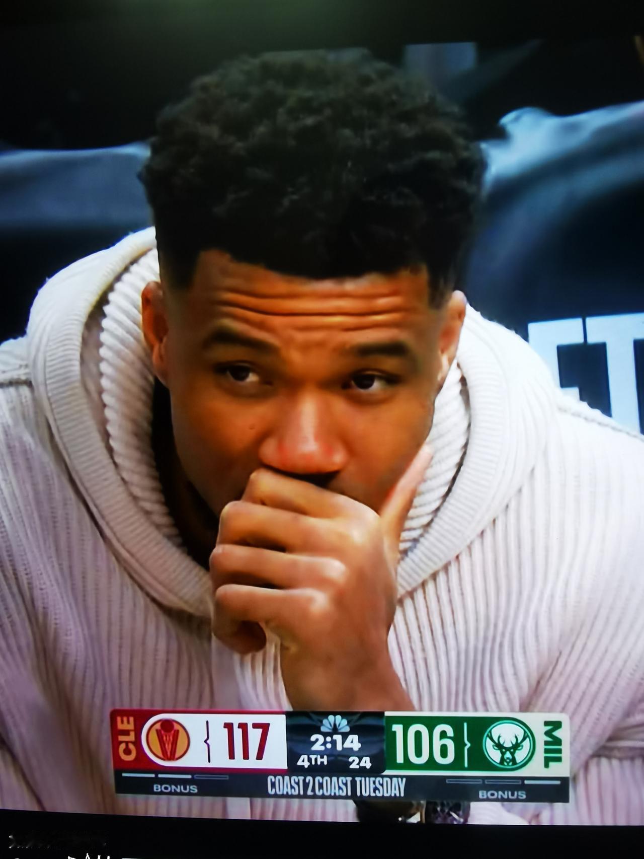 火箭当初裁他太早了雄鹿主场116-123，输给骑士。字母哥和