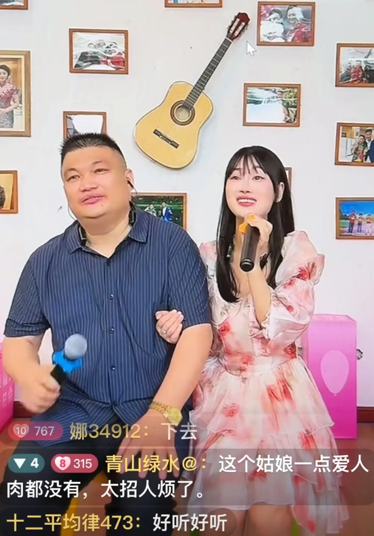 不以为耻，反以为荣！8月5日，草帽姐丈夫李超带着他的所谓女朋友出现在直播间，
