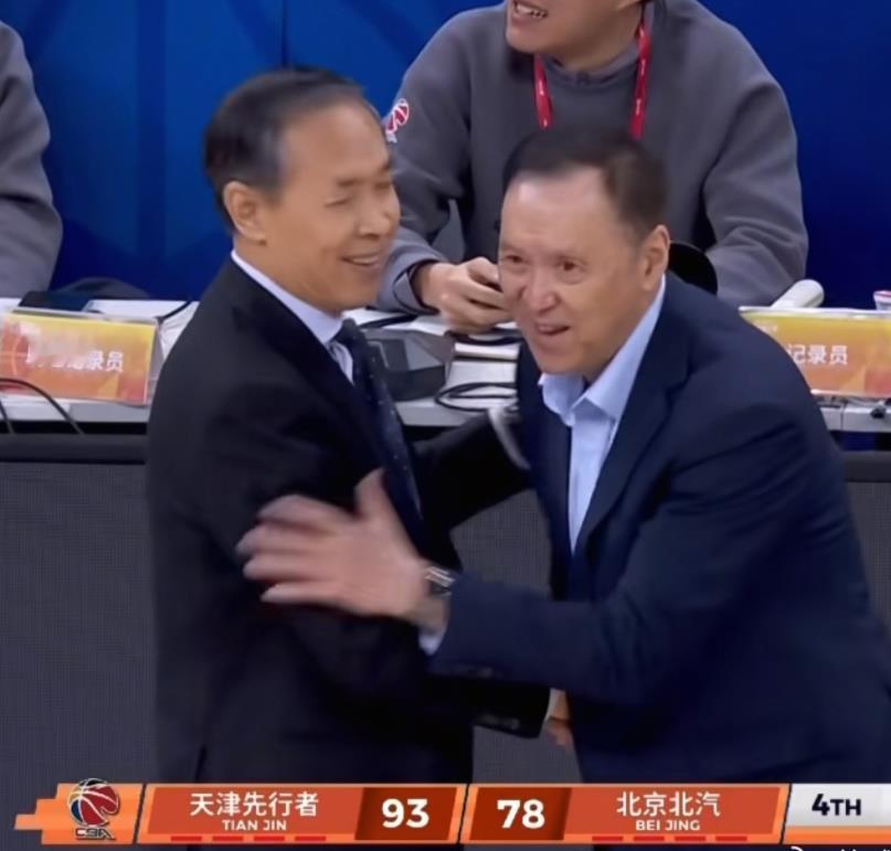 许利民手握一把王炸牌却输给了张德贵，什么原因呢？就是外援拉跨吗？难道许利民这是在