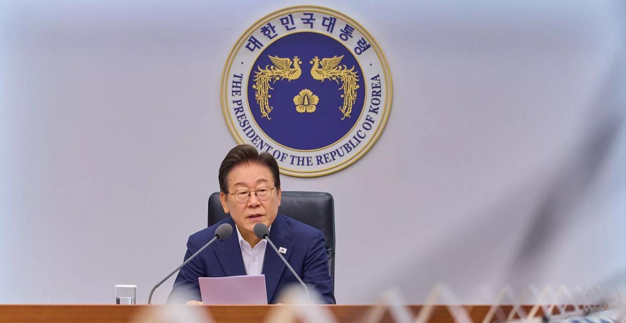 【韩国总统：难以同意美方灵活部署驻韩美军意见】据韩联社报道，韩国李在明8月24