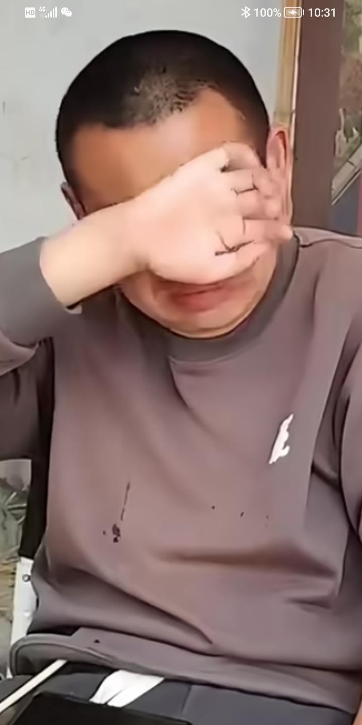 泪酸，即将要开始农忙，妻子想把29岁高位截瘫的丈夫，送去养老院，丈夫眼泪汪汪的给