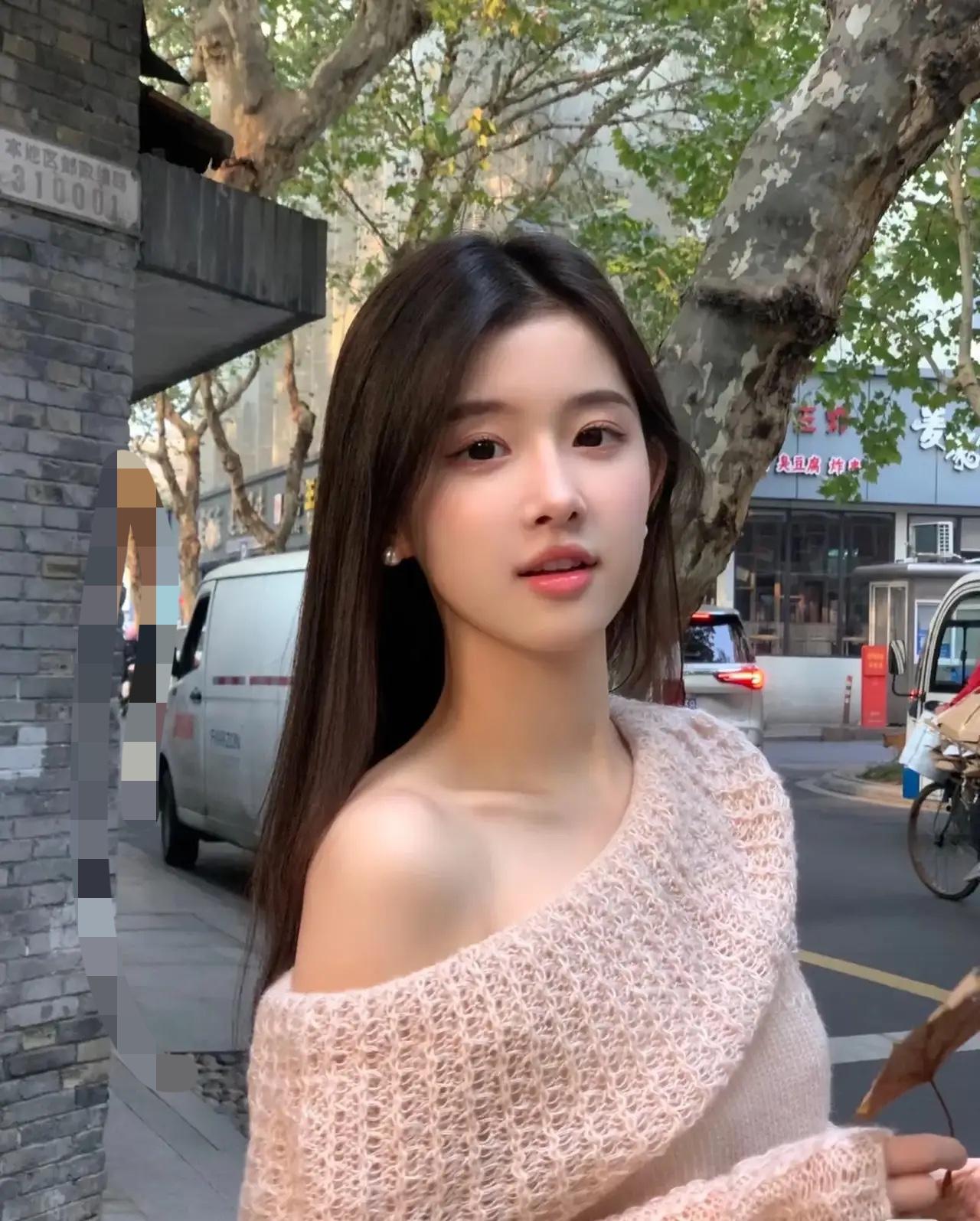 一杯40元的咖啡成了母女的导火索侄女昨天发了3250的工资今天捧着一杯咖啡