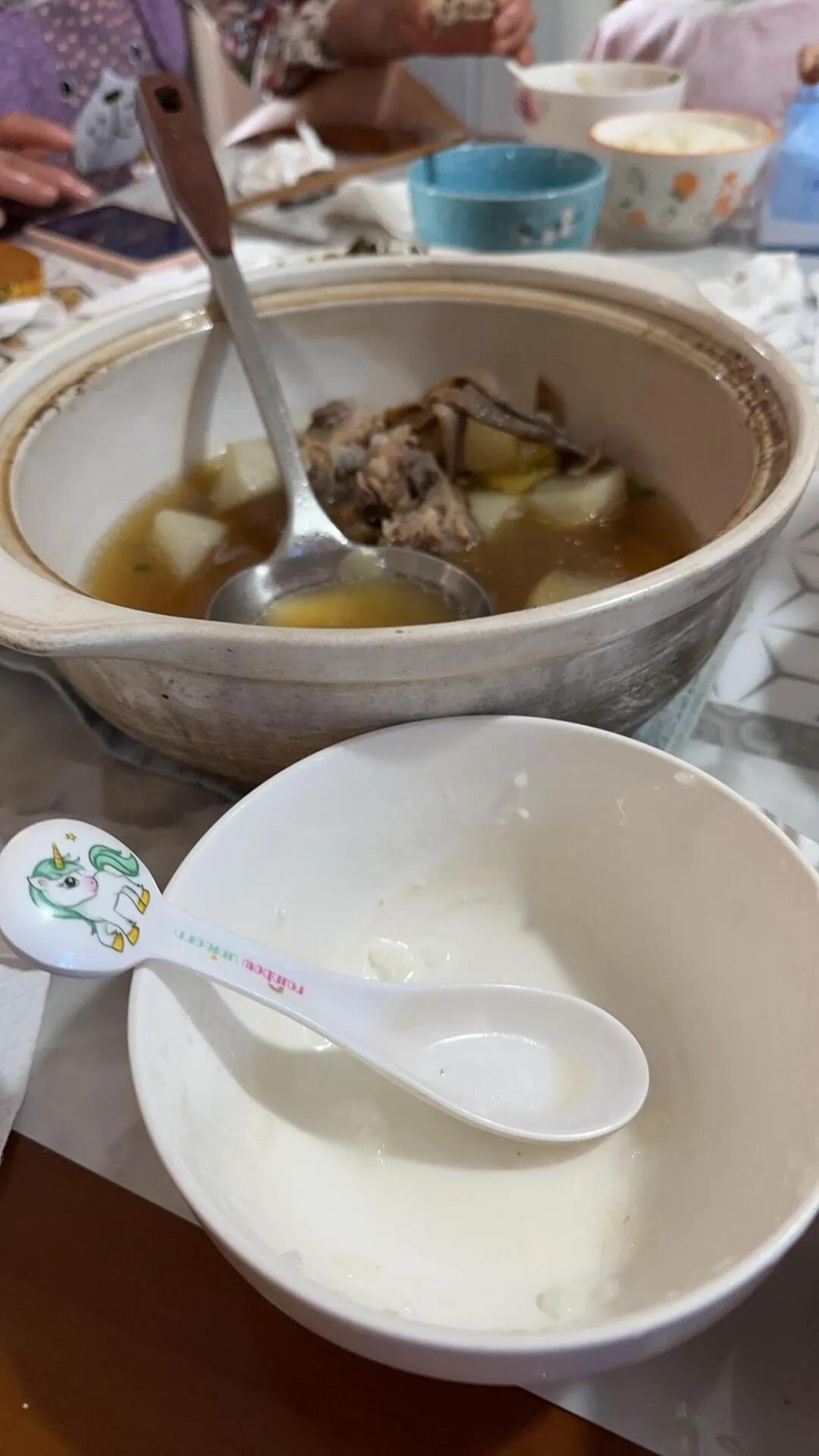 老公因失业三月，欠了几万块，该和他爸妈说吗七月份公司问题，老公失业三个月期间
