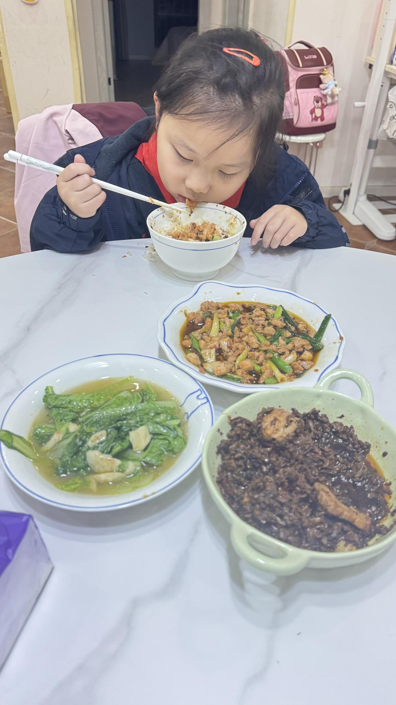 这款萝卜丝好好吃~配料表很干净，推荐哦