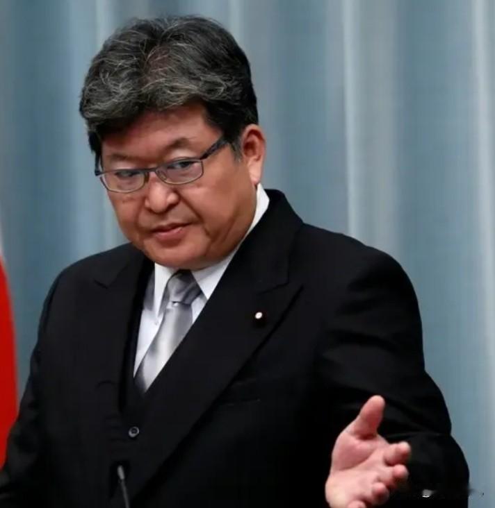 这是属于顶风作案吗？12月21日，萩生田光一的脚刚落地台北，这就不是什么“窜访”