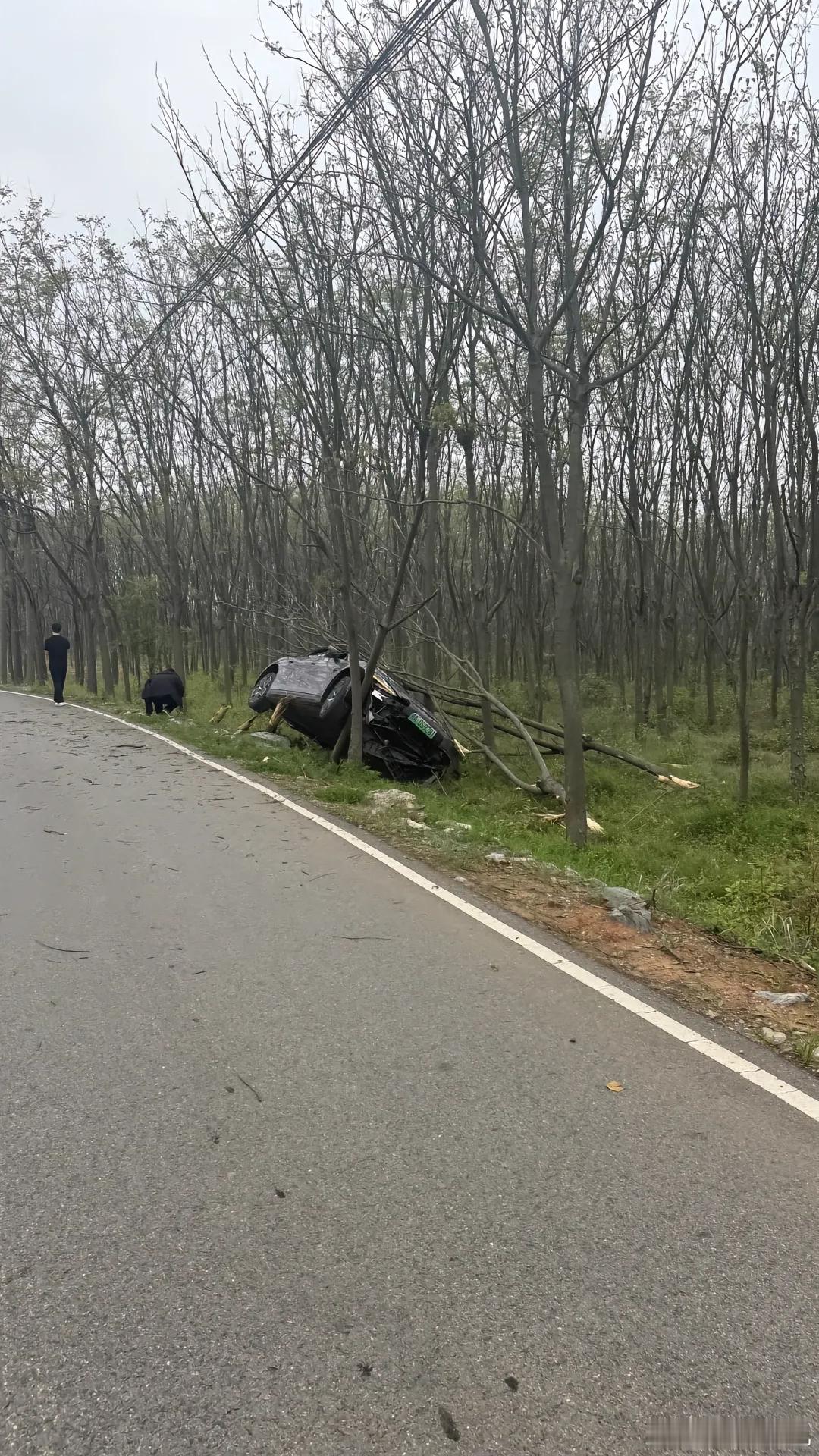 感觉怎么劝都不行，还是这么快，这么乱开！事后也不怕？父母也不担心？