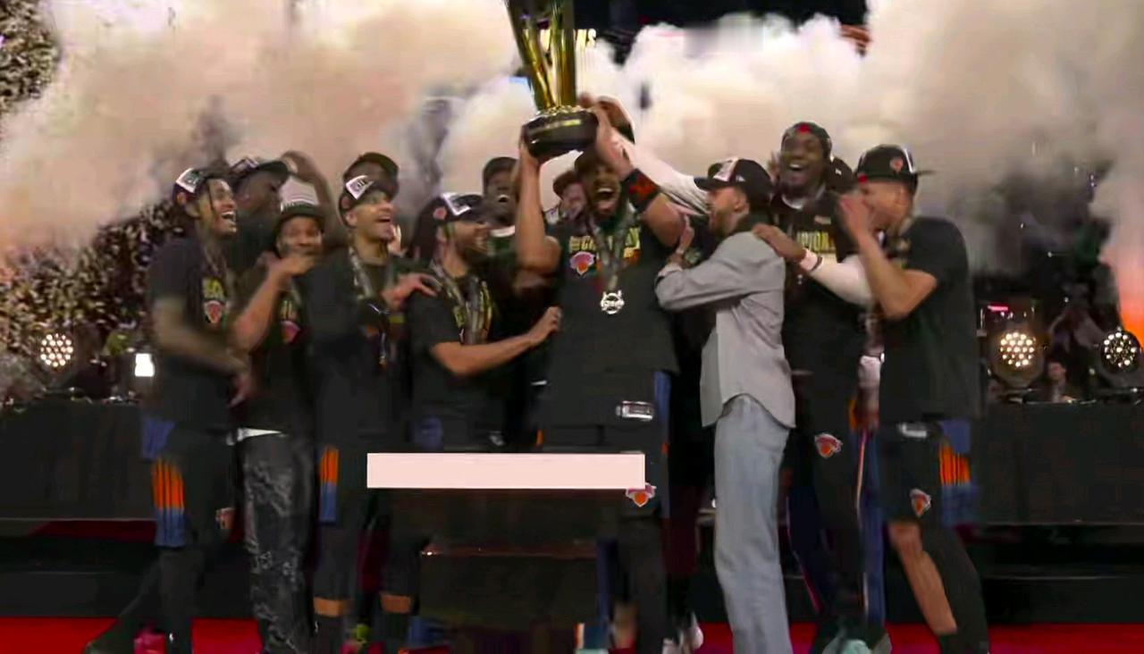 尼克斯逆转马刺夺冠，3点铁打的事实：1：尼克斯末节35:19打爆马刺夺冠，年