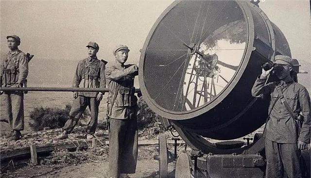 1953年3月的朝鲜战场，一天夜里，美军派出了两架F-80战机准备偷袭我志愿军阵