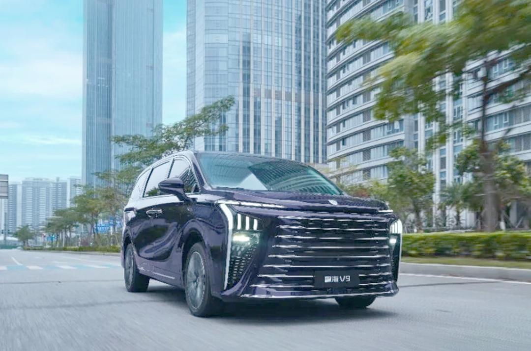 国内外七座MPV排行：1. 丰田赛那：约39.18万起2. 本田奥德赛