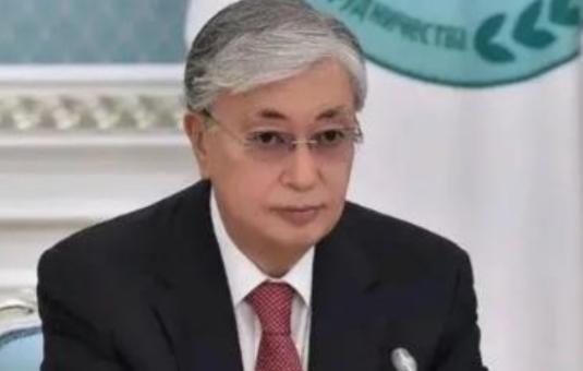 苏联为什么斗不赢美国？你以为是苏联输给了美国，实际上不是苏联斗不过美国，而是斗不