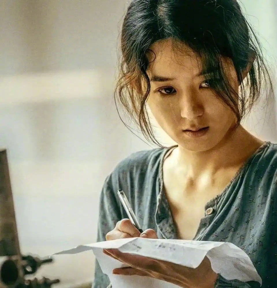 金像奖提名第44届香港电影金像奖，《酱园弄》杨幂的王許梅与赵丽颖的西林“最佳女配