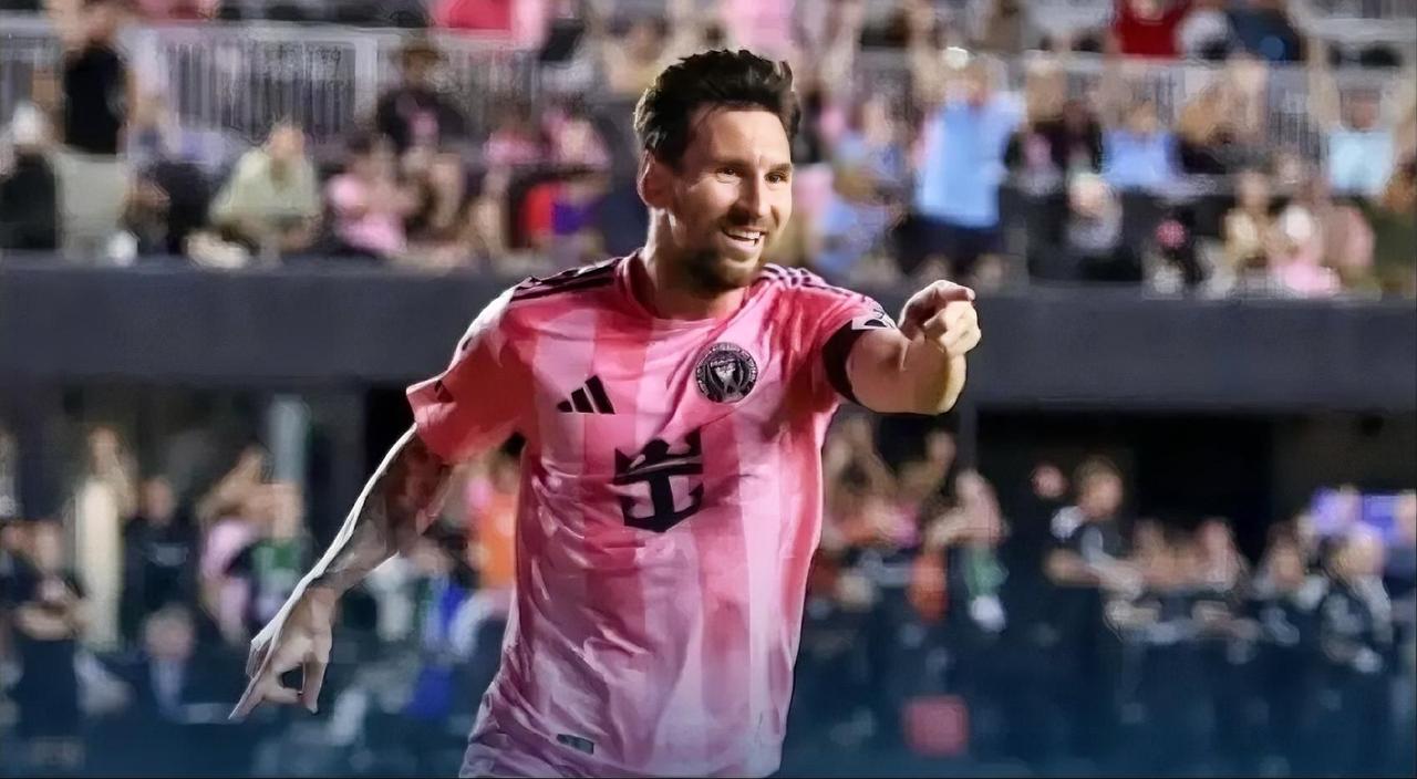 不是我不想吹梅西，是我实在是词穷了！一切华丽的辞藻在梅西的成就面前，都显得那么