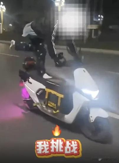 欠揍你找别人啊，别背鼓寻锤专找帽子叔啊！真以为天老大你老二？6月2日，四川南