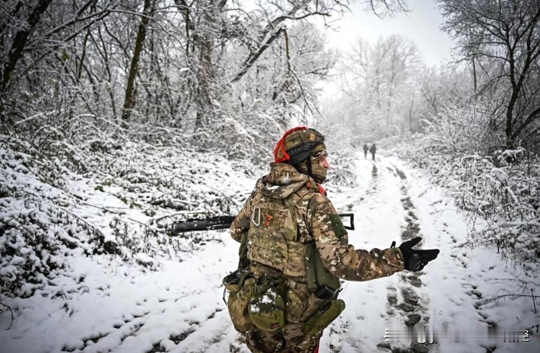 俄军东部集群新闻中心9日发布战报：俄军东部集群第127师第394摩步团