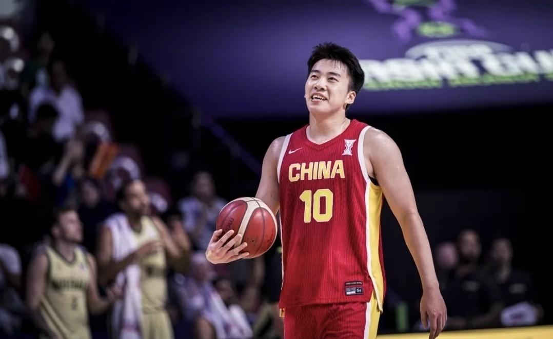 1500万还是137万？还有十七天！中国男篮天才小将王俊杰，将会做出他的决定！因