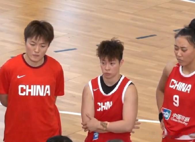 热身赛79比68胜马里，一人回归让中国女篮阵容突然迎来变数。距离世界杯越来越近