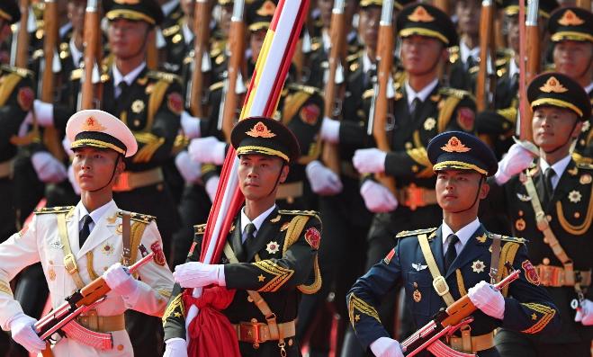 美国答应中国了！6月1日，中国解放军方面透露，5月28日至29日，中美两军在