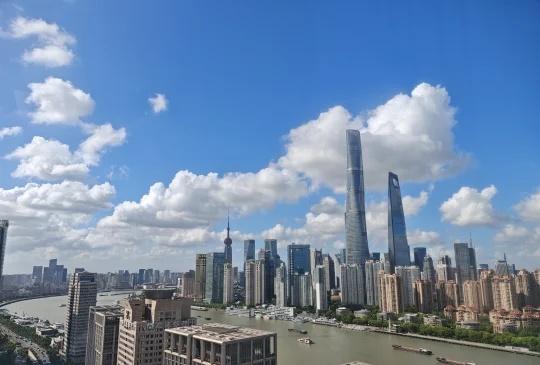 上海外滩工作日，晴天，阴天，白天，傍晚
