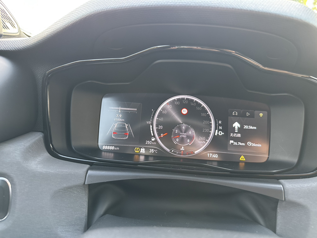 19款2.0T领克03油耗实况19年提车时候开得比较猛，常年维持9-10个油。