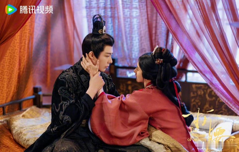 本年度尖叫男神刘宇宁本年度尖叫男演员刘宇宁刘宇宁荣获本年度尖叫男神！！！刘宇宁