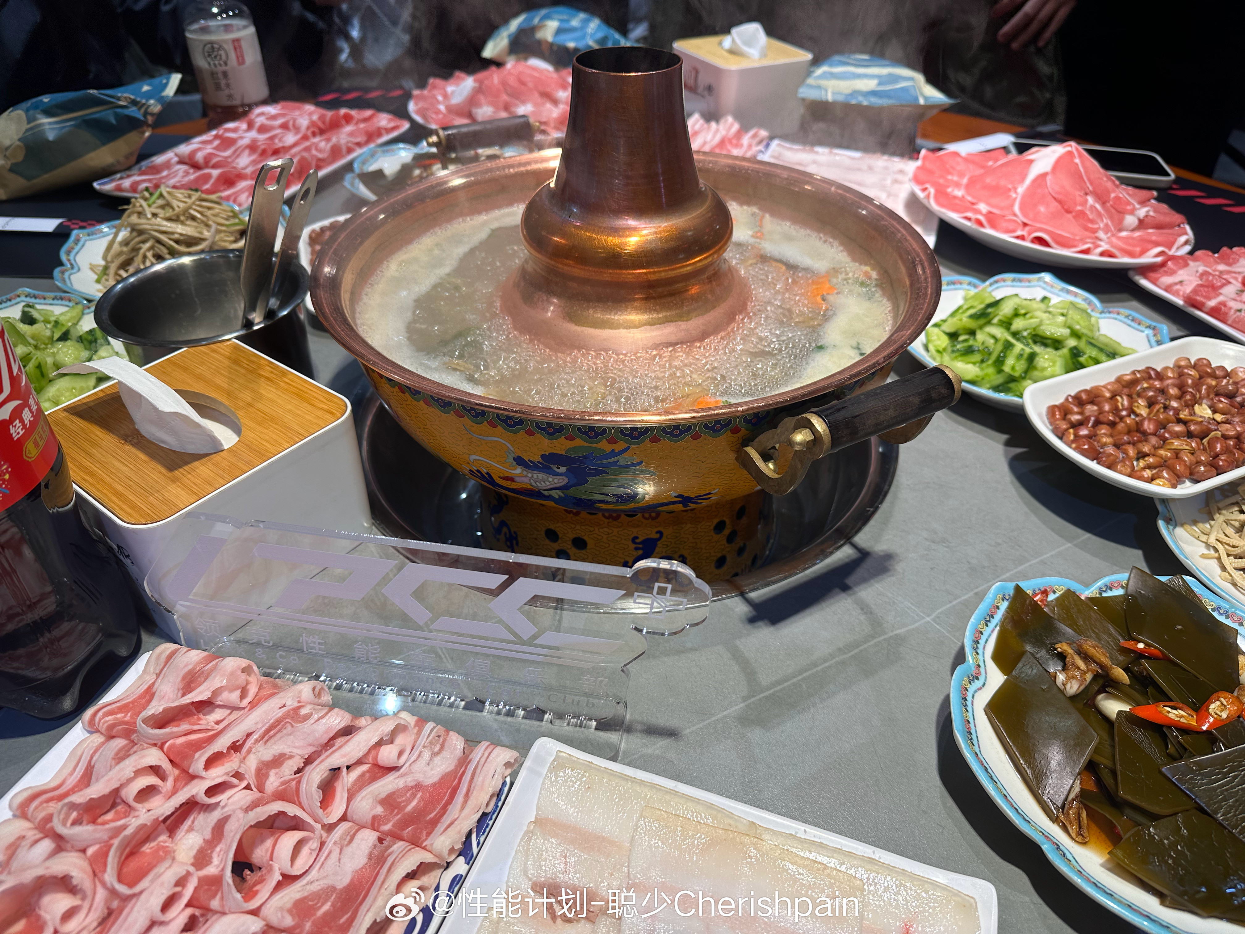 马萨一口河北改良版火锅，安逸哦～