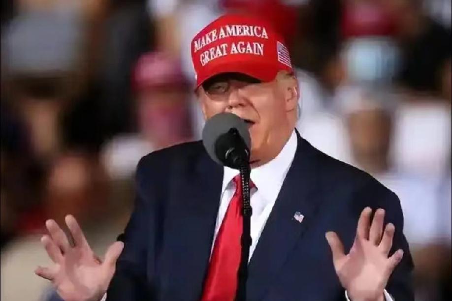 特朗普认真考虑打击伊朗，方案细节稍后披露！1月11日，《纽约时报》报道:“伊