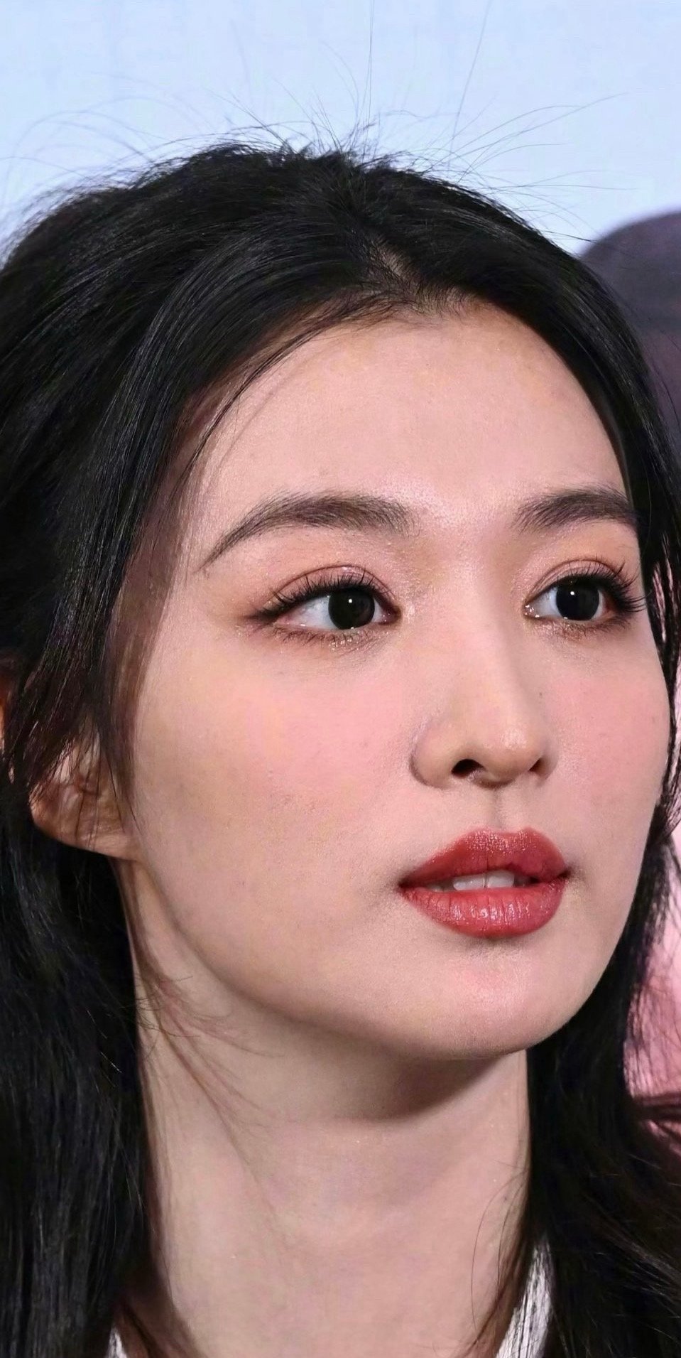 王楚然真人生图，这连毛孔纹理都看得见😳​​​